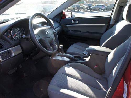 Mitsubishi Galant 2010 photo 1