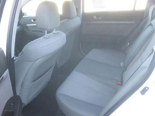 Mitsubishi Galant 2010 photo 4
