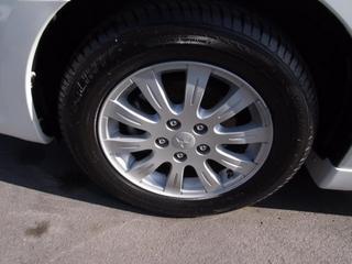 Mitsubishi Galant 2010 photo 3