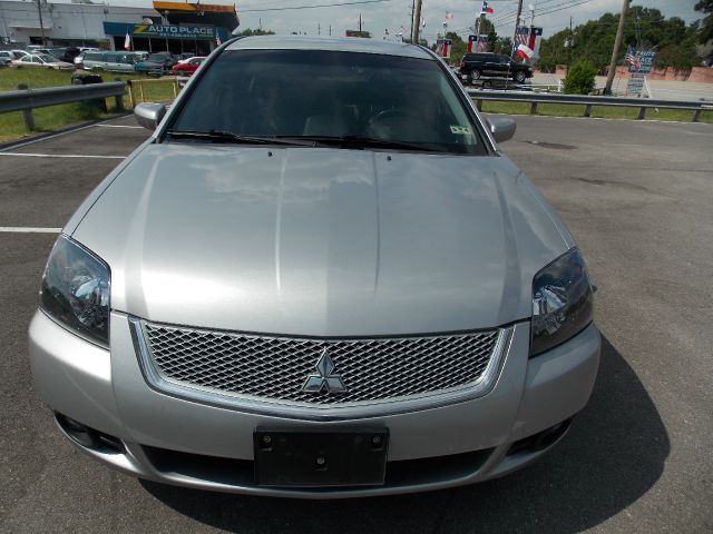 Mitsubishi Galant 2010 photo 3