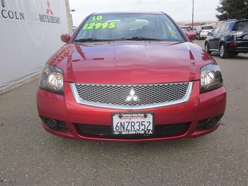 Mitsubishi Galant 2010 photo 2