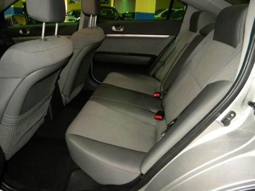 Mitsubishi Galant 2010 photo 2