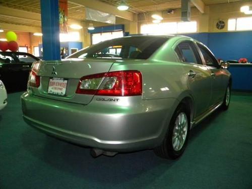 Mitsubishi Galant 2010 photo 5