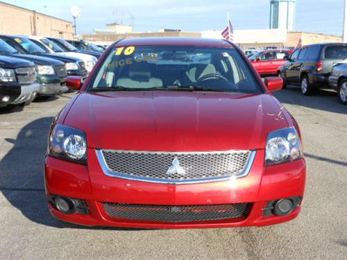 Mitsubishi Galant 2010 photo 2