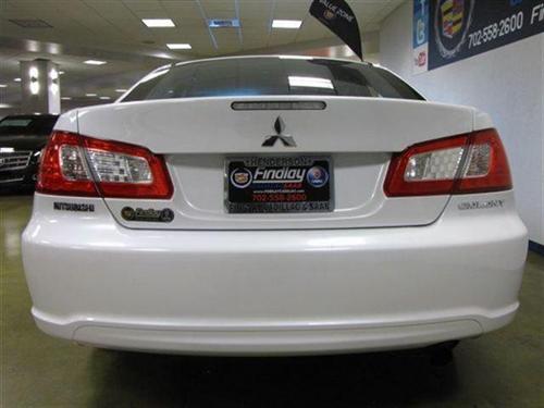 Mitsubishi Galant 2010 photo 2