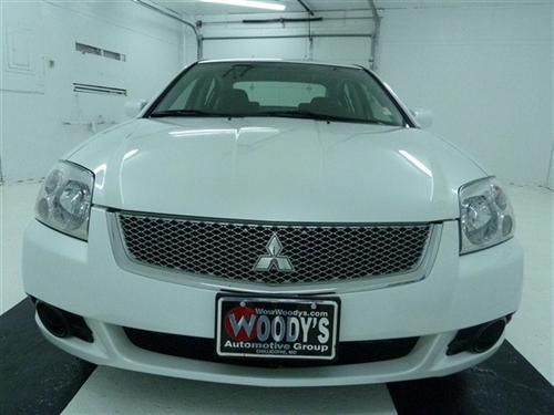 Mitsubishi Galant 2010 photo 4