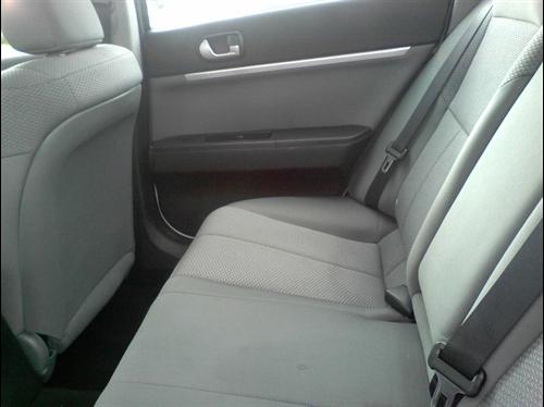 Mitsubishi Galant 2010 photo 5