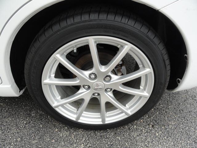 Mitsubishi Galant 2012 photo 8