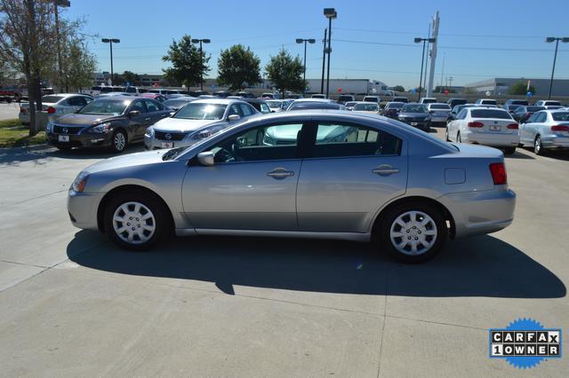 Mitsubishi Galant LW2 Sedan