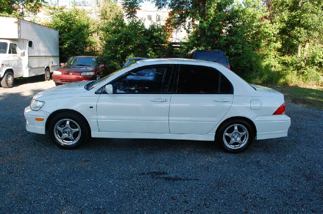 Mitsubishi Lancer 2002 photo 3