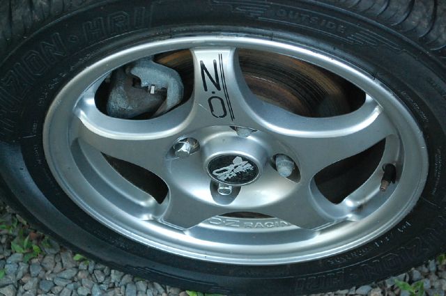 Mitsubishi Lancer 2002 photo 4