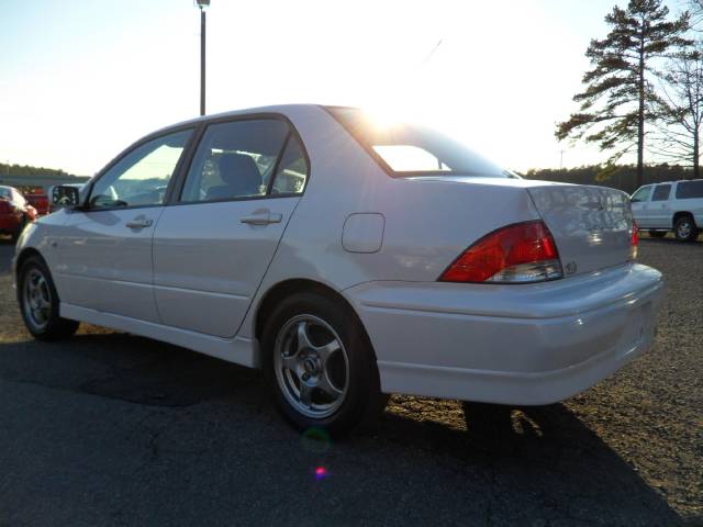 Mitsubishi Lancer 2002 photo 1