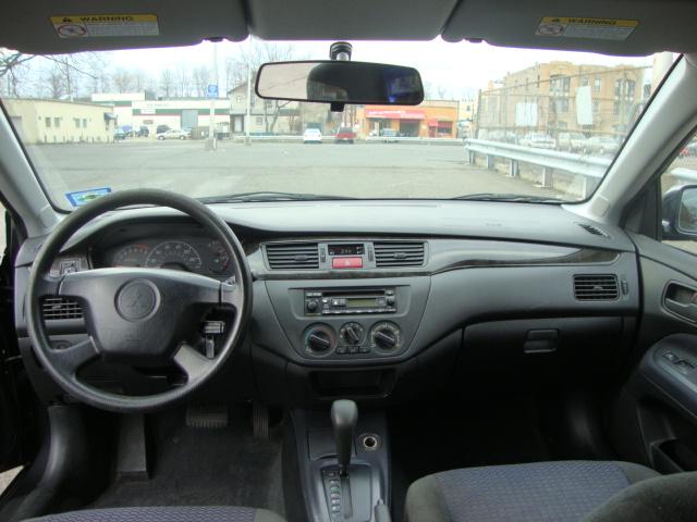 Mitsubishi Lancer 2002 photo 3