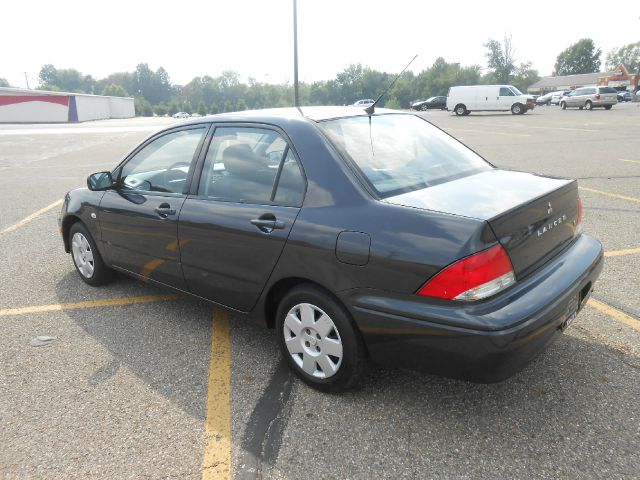 Mitsubishi Lancer 2002 photo 1