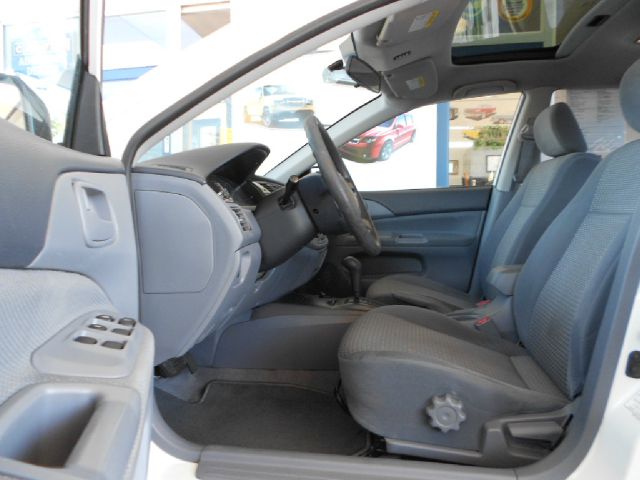 Mitsubishi Lancer 2002 photo 3