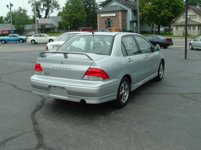 Mitsubishi Lancer 2002 photo 3