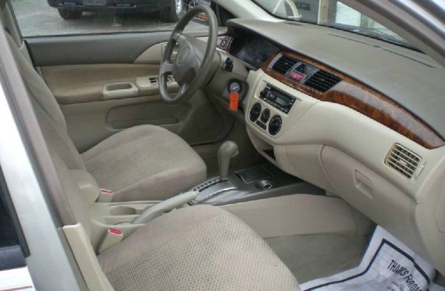 Mitsubishi Lancer 2003 photo 5