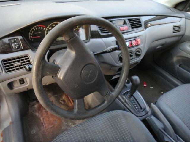 Mitsubishi Lancer 2003 photo 2