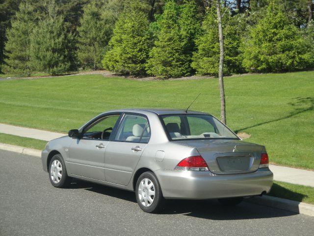 Mitsubishi Lancer 2004 photo 14