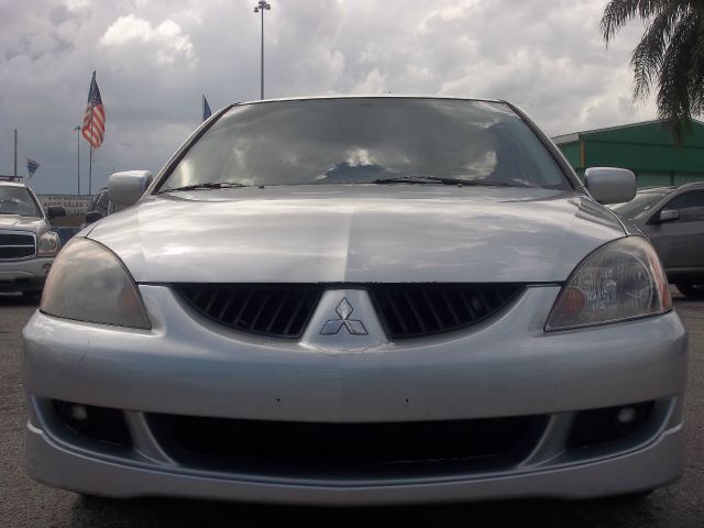 Mitsubishi Lancer 2004 photo 1