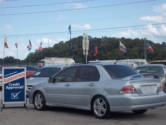 Mitsubishi Lancer 2004 photo 3