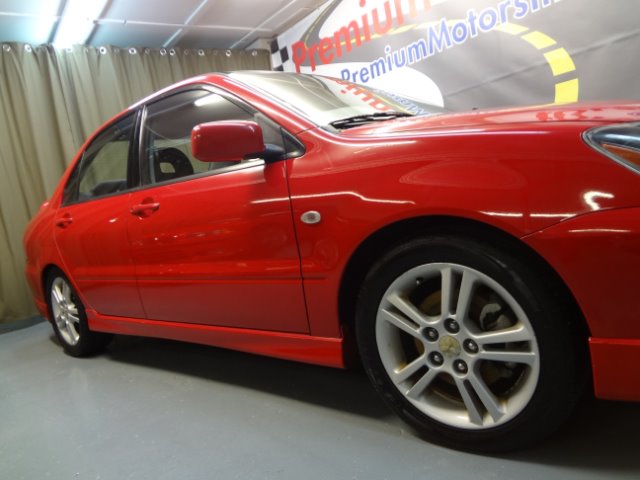 Mitsubishi Lancer 2004 photo 2