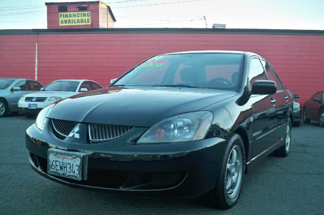 Mitsubishi Lancer 2004 photo 3