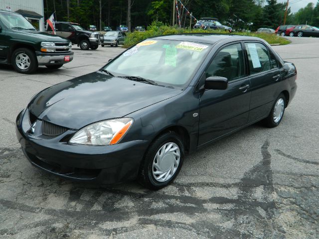 Mitsubishi Lancer 2004 photo 2