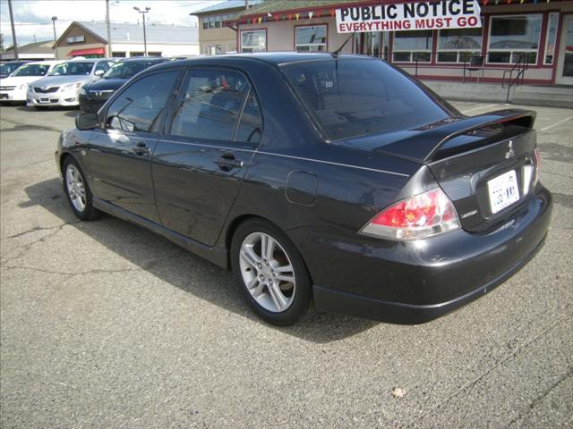 Mitsubishi Lancer 2004 photo 2