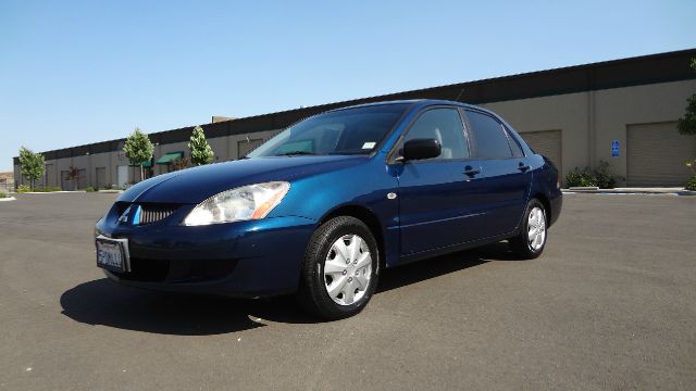 Mitsubishi Lancer 2005 photo 3