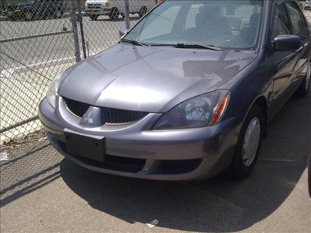 Mitsubishi Lancer LW2 Sedan