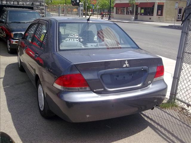 Mitsubishi Lancer 2005 photo 3