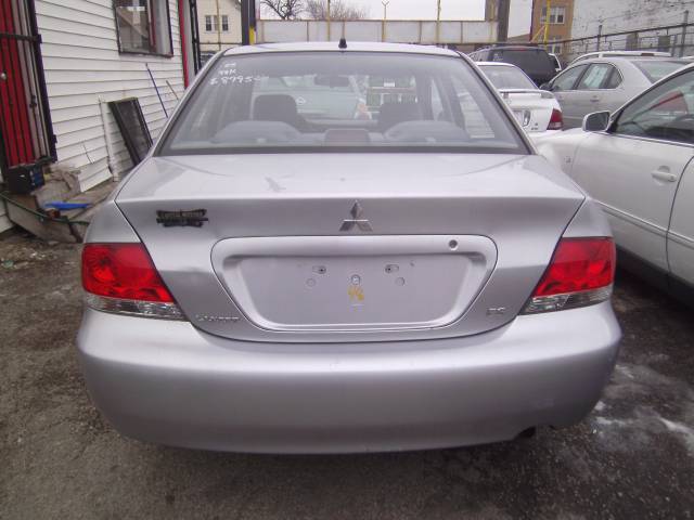 Mitsubishi Lancer 2005 photo 4