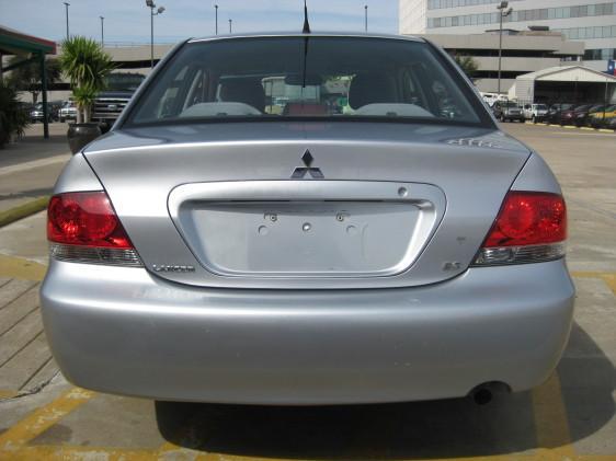 Mitsubishi Lancer 2006 photo 2