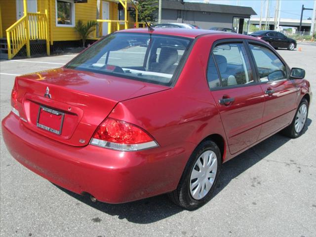 Mitsubishi Lancer 2006 photo 4