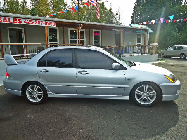 Mitsubishi Lancer SE 4WD AWD SUV Sedan