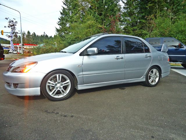 Mitsubishi Lancer 2006 photo 2