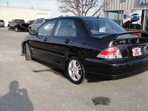 Mitsubishi Lancer 2006 photo 2