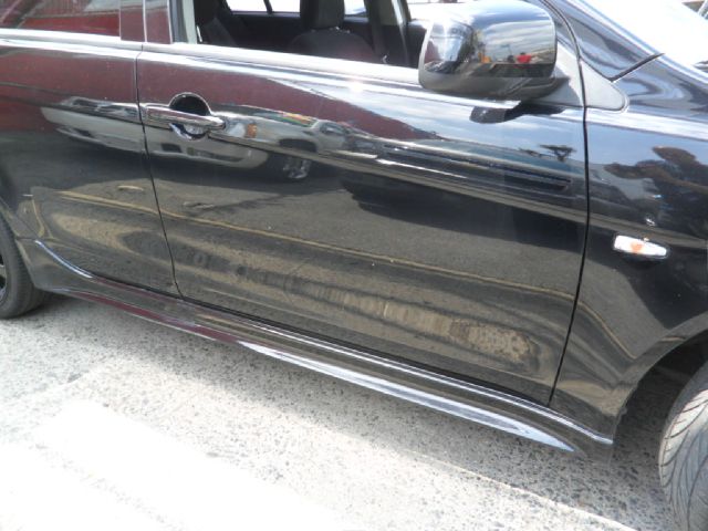 Mitsubishi Lancer 2009 photo 24