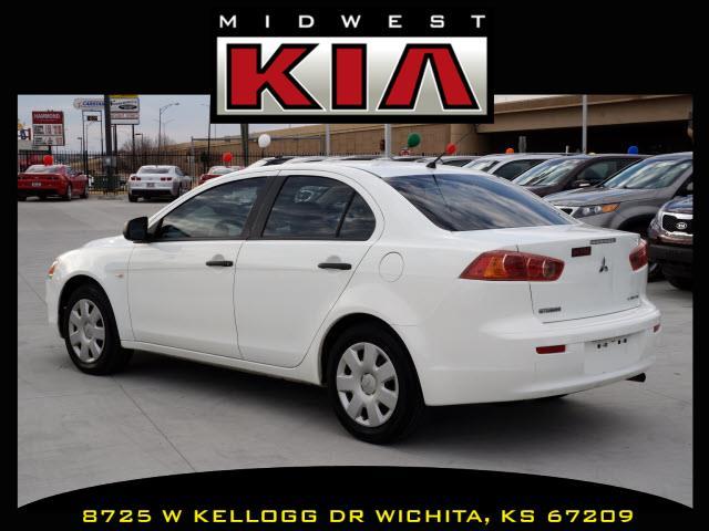 Mitsubishi Lancer 2009 photo 2