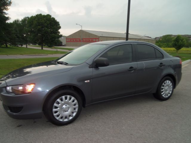 Mitsubishi Lancer 2009 photo 3