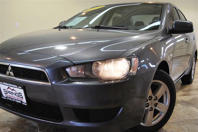Mitsubishi Lancer 2009 photo 4