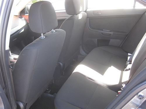 Mitsubishi Lancer 2010 photo 5