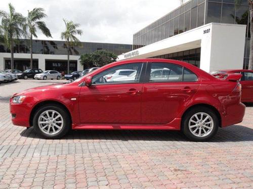 Mitsubishi Lancer 2010 photo 2