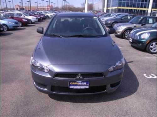 Mitsubishi Lancer 2010 photo 4