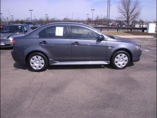 Mitsubishi Lancer 2010 photo 2