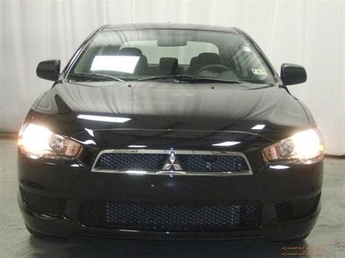 Mitsubishi Lancer 2010 photo 2
