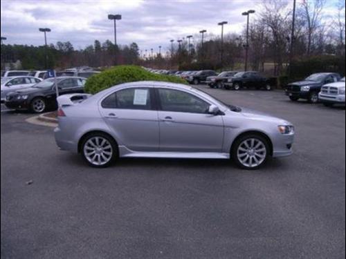 Mitsubishi Lancer 2010 photo 3