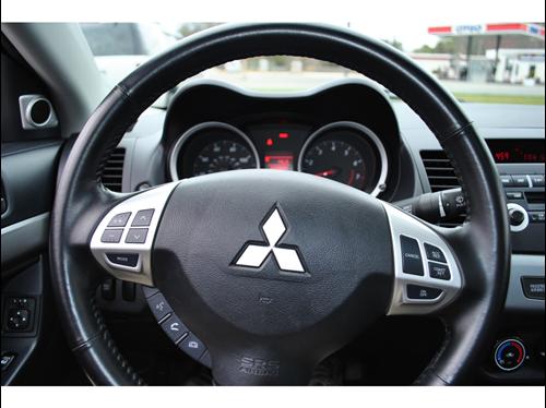 Mitsubishi Lancer 2010 photo 5