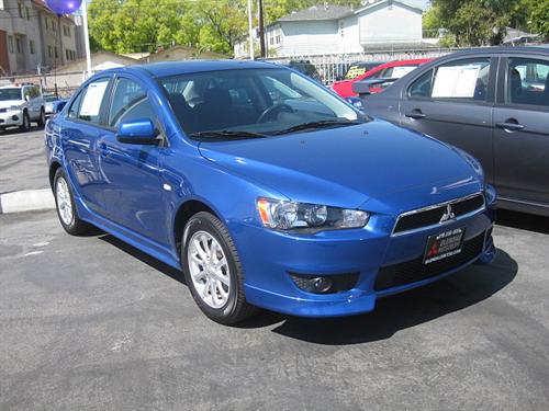 Mitsubishi Lancer 2010 photo 4